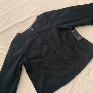 Cropped swing style blazer